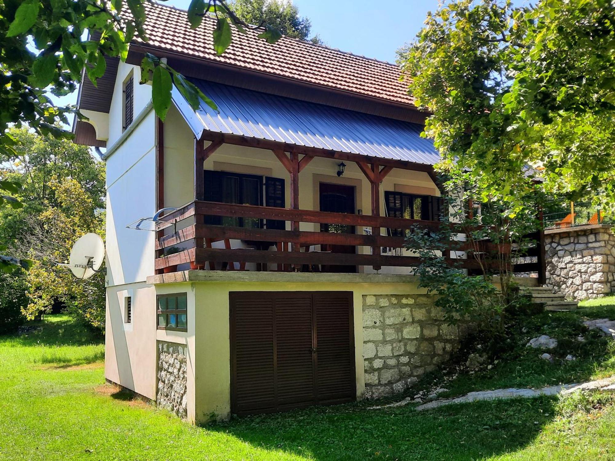 Lovcen4Me Villa Cetinje Exterior foto